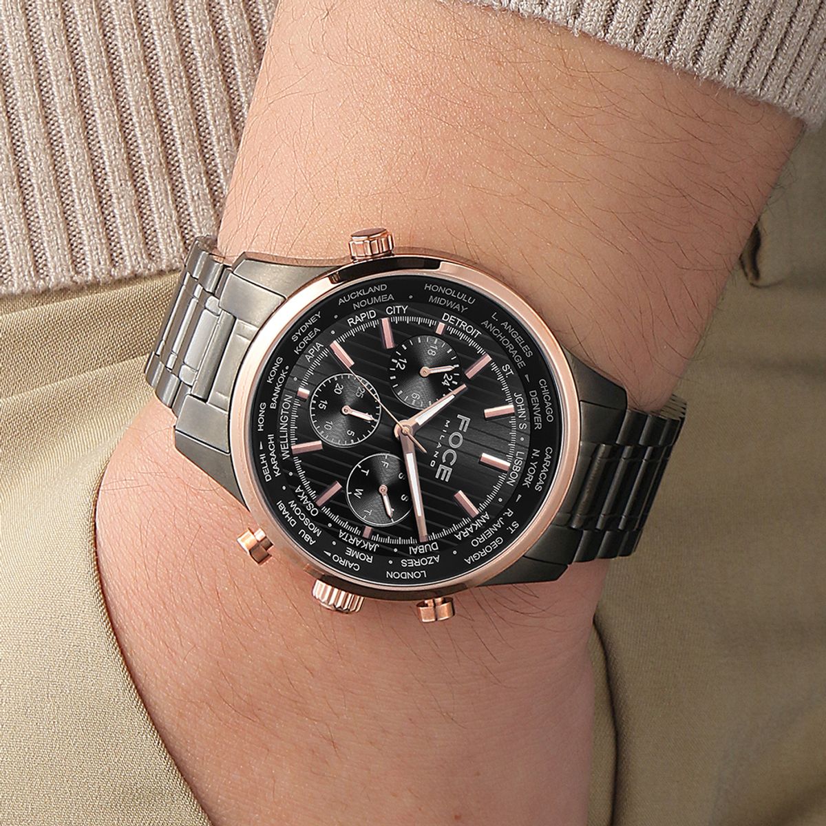 포체(FOCE) 46mm 남성 멀티펑션 메탈시계 FM8307BKG