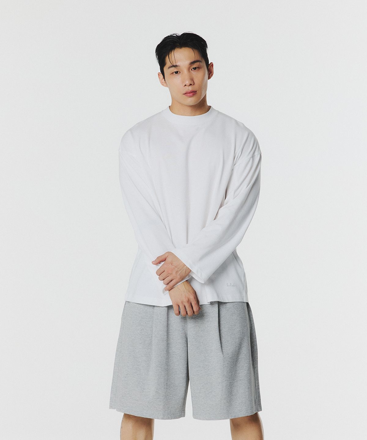 무신사 스탠다드 스포츠(MUSINSA STANDARD SPORTS) 코튼메쉬 맥스오버핏 롱슬리브 (2color)
