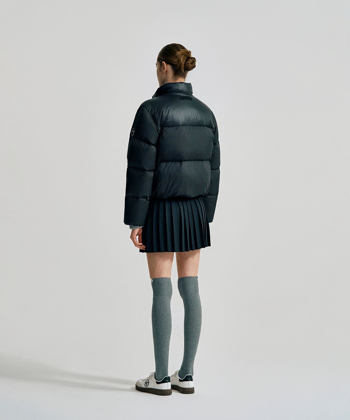 세르지오 타키니(SERGIO TACCHINI) W 쿠쉬웜 숏 다운점퍼 (Black)