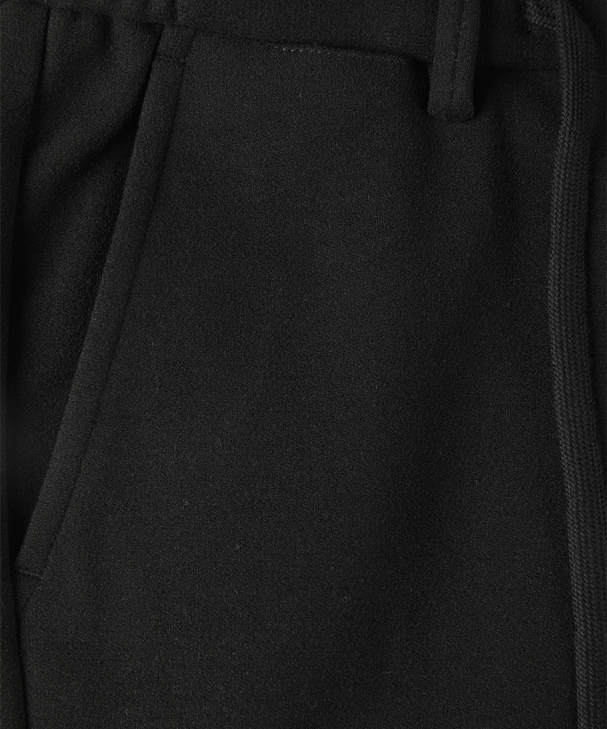 빠니깔레(PANICALE) 블랙 텐셀 드로우스트링 슬랙스