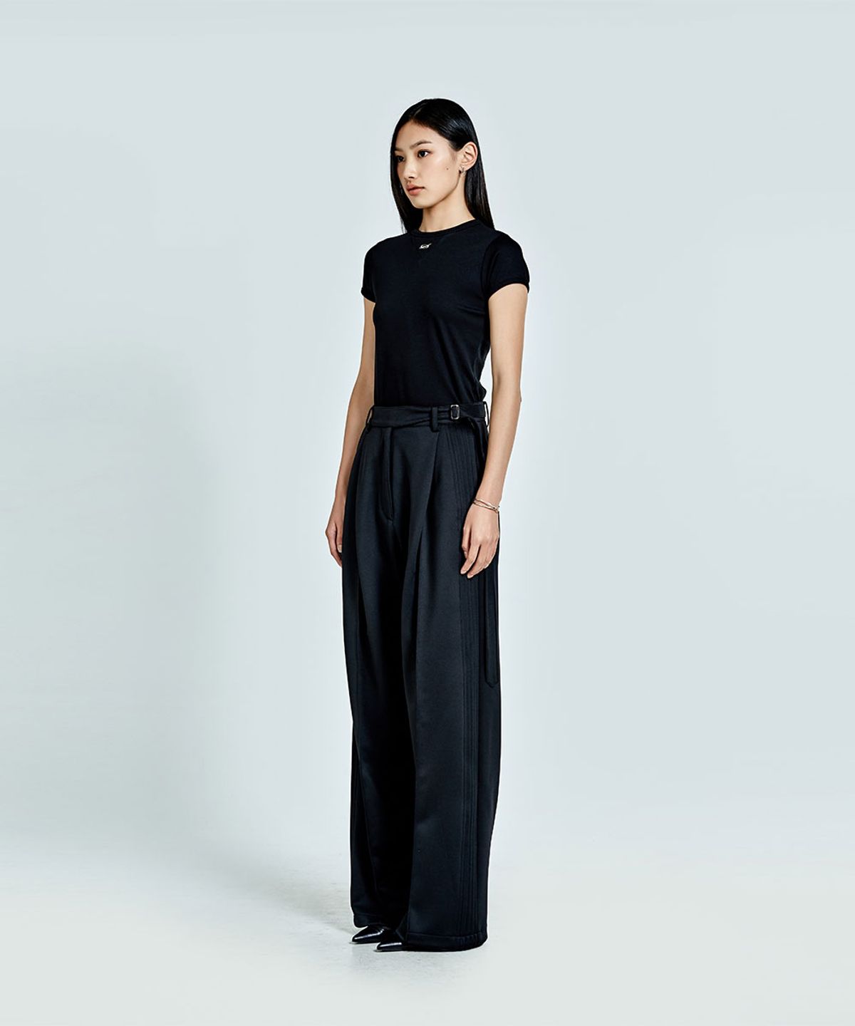 51퍼센트 포 우먼(51PERCENT FOR WOMAN) Boyfriend Louver Calm pants - Black (woman)