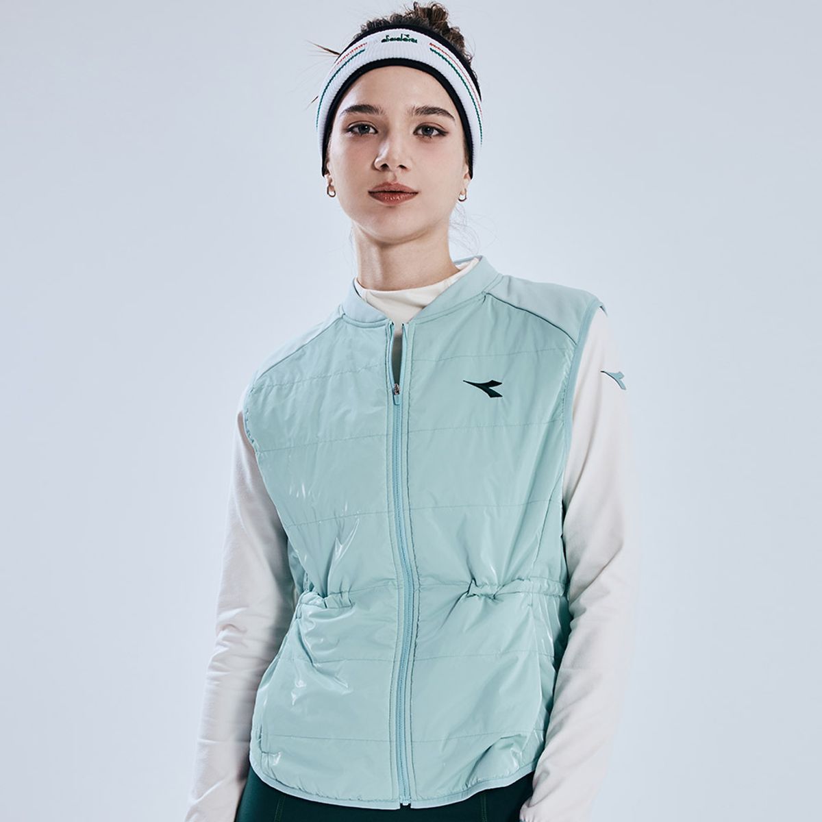 디아도라(diadora) 테니크 경량패딩 베스트 우먼 MINT