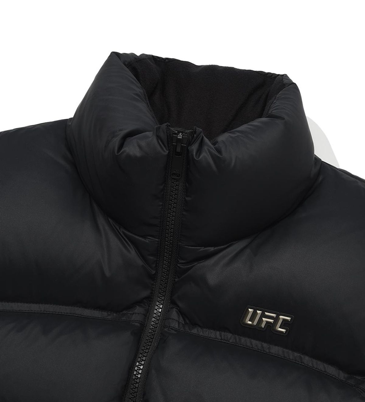유에프씨 스포츠(UFC SPORT) UFC 쉴드 릴렉스핏 패딩 베스트 블랙 U2VTV3303(W)BK