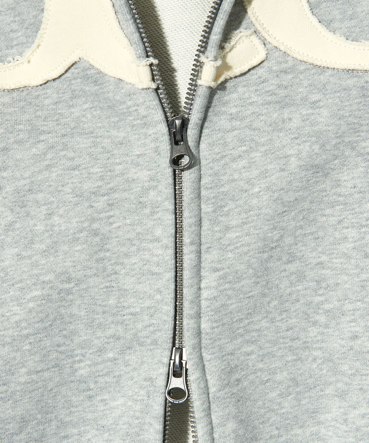피스메이커(PIECE MAKER) [2TYPE] PCE APPLIQUE ZIP HOODIE (GREY)