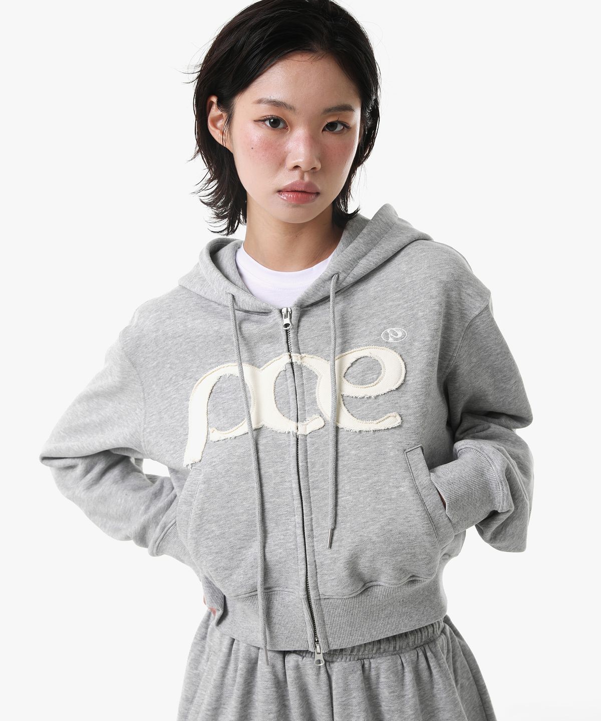 피스메이커(PIECE MAKER) [2TYPE] PCE APPLIQUE ZIP HOODIE (GREY)