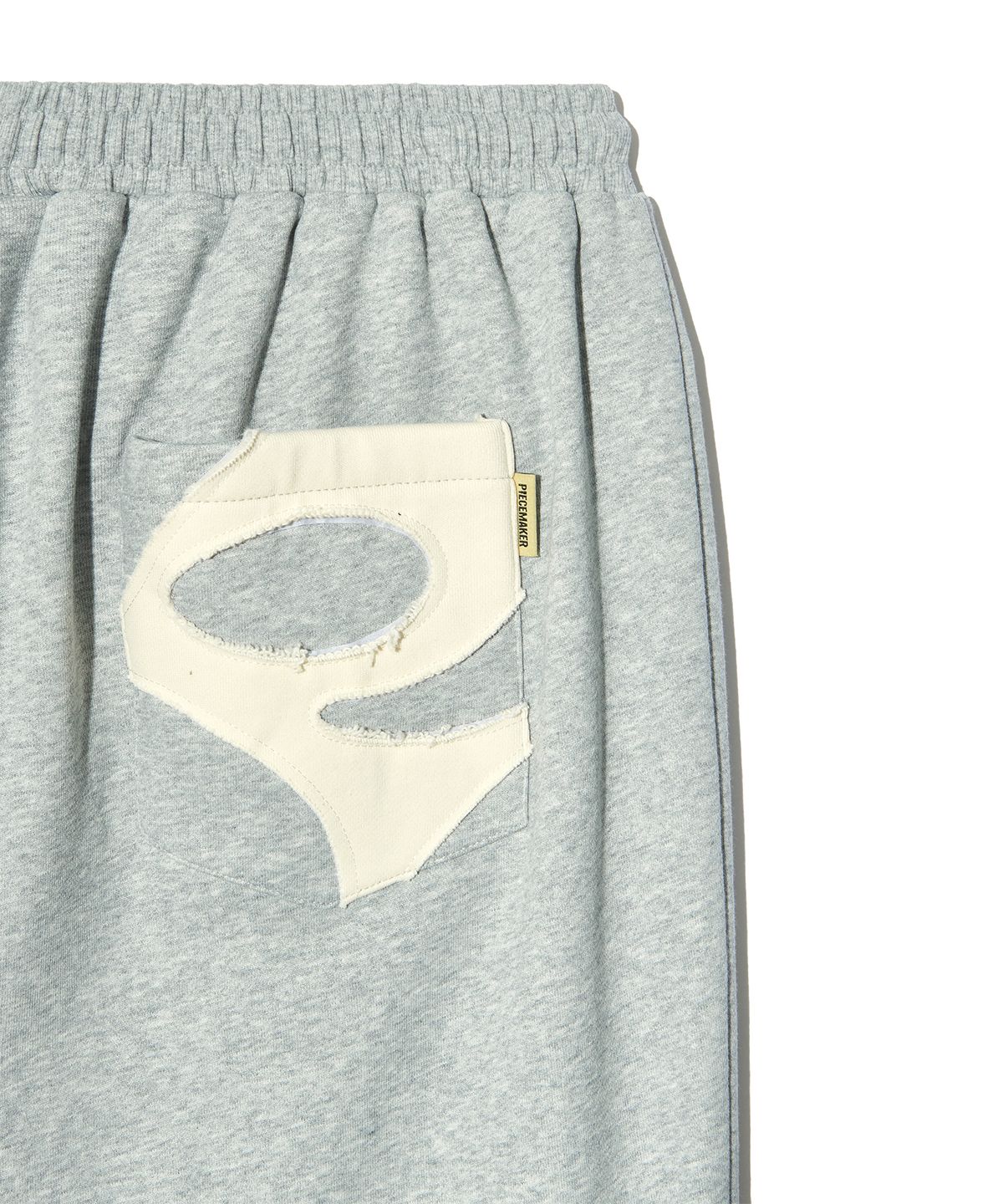 피스메이커(PIECE MAKER) PCE POCKET APPLIQUE SWEAT PANTS (GREY)