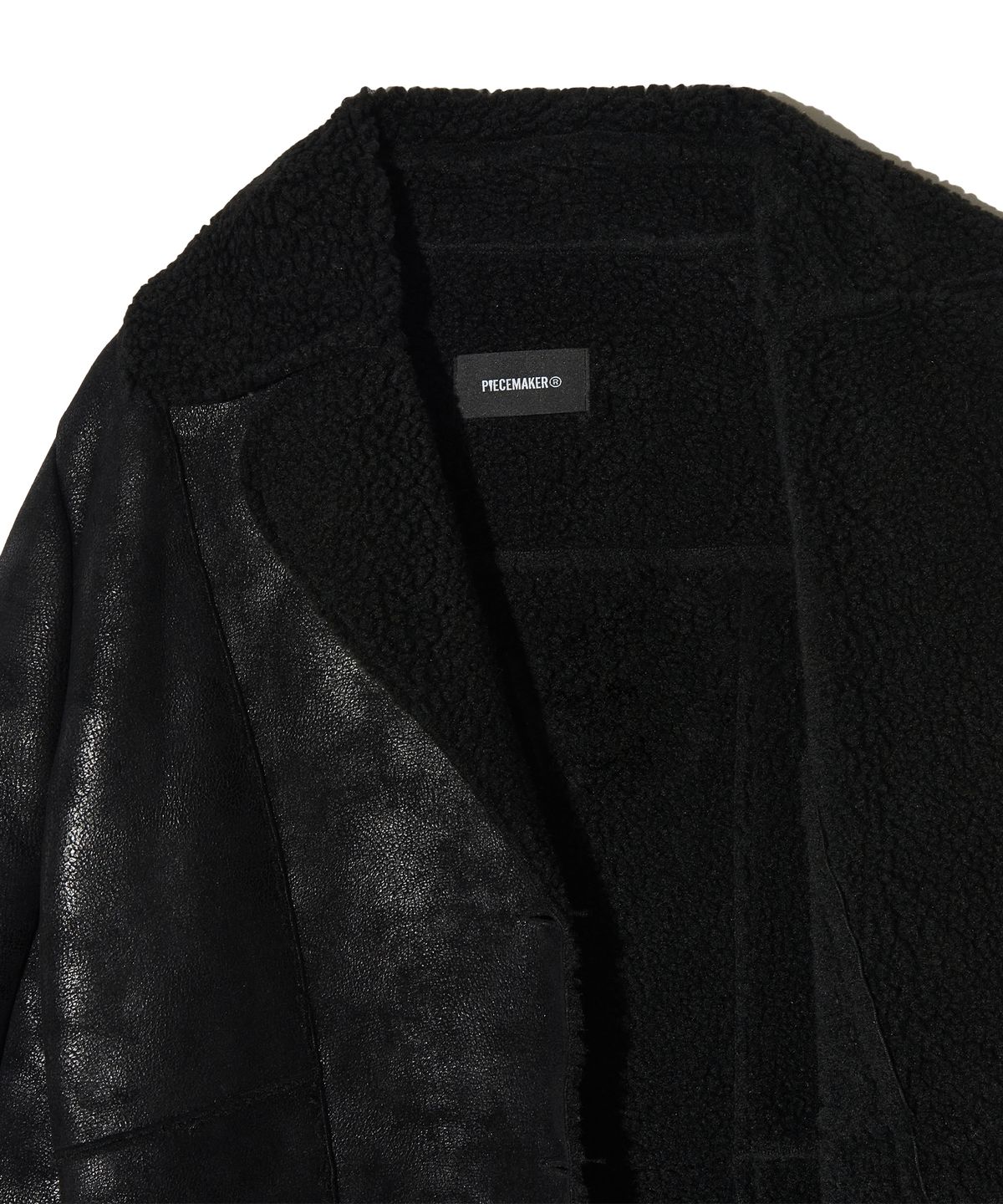 피스메이커(PIECE MAKER) CRACK FAUX LEATHER SHEARING MUSTANG COAT (BLACK)