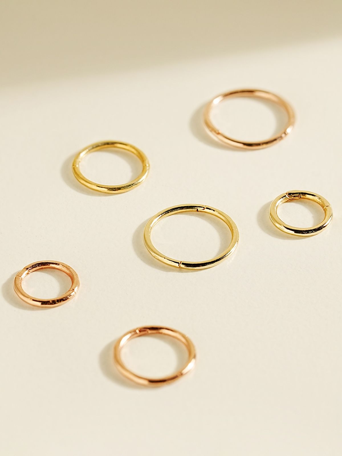 미니멀피어싱(MINIMALPIERCING) 14K 세그먼트 이너컨츠 귓바퀴 링 피어싱 귀걸이