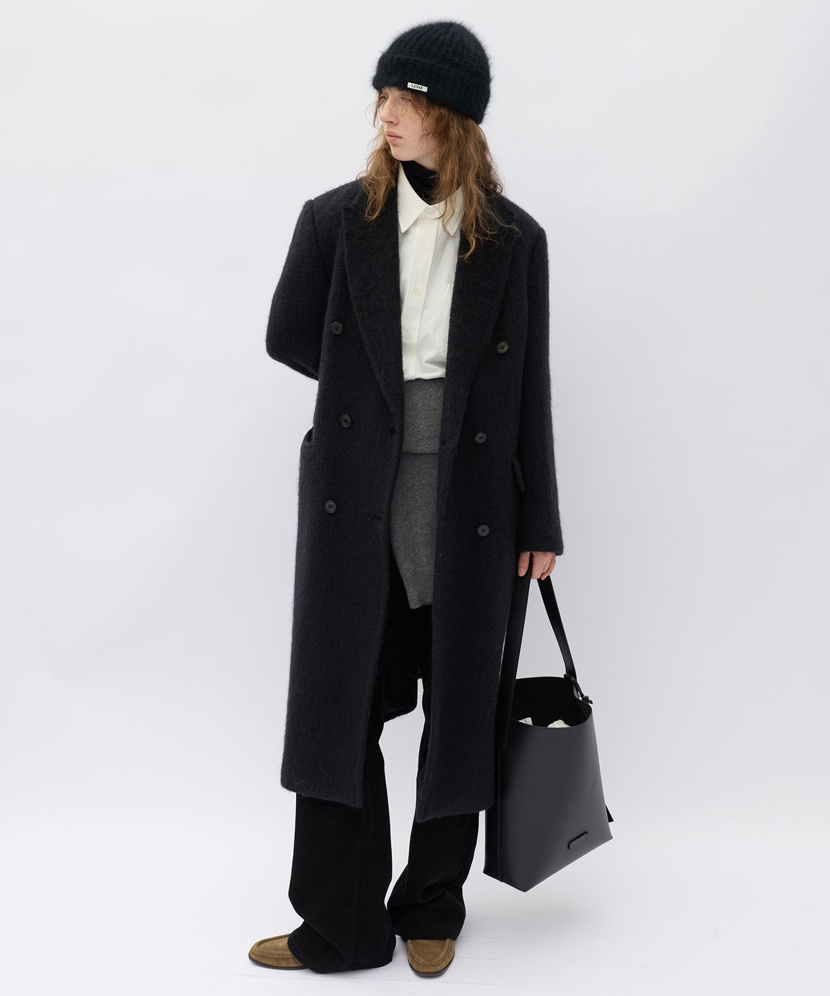 르바(LEVAR) Hairy Alpaca Blended Classic Coat - Black