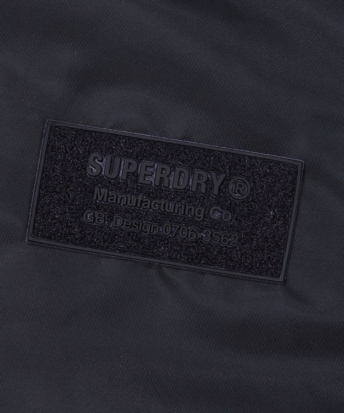 슈퍼드라이(SUPERDRY) 나일론 컬러 블록 패딩 자켓 네이비