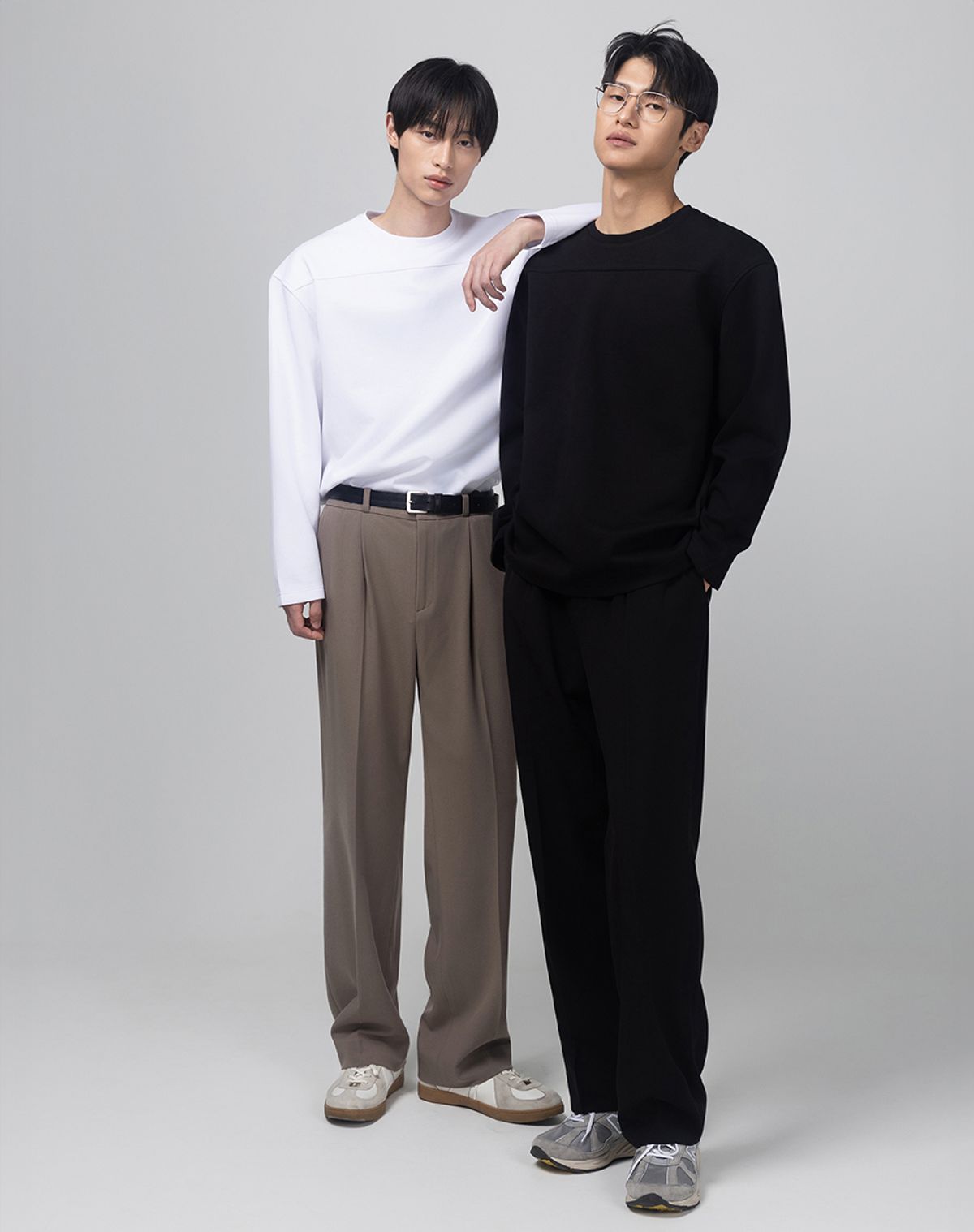 워크온바디오프(WORK ON BODY OFF) [어깨+3cm] 비와이드 오버핏 긴팔 티셔츠 (2 color)