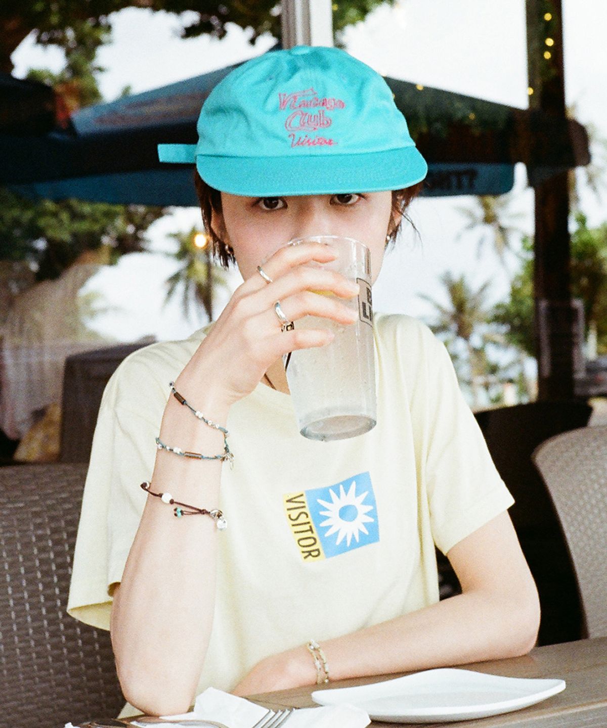 홀리데이비지터(HOLIDAYVISITOR) 빈티지 클럽 로고 6패널 캡