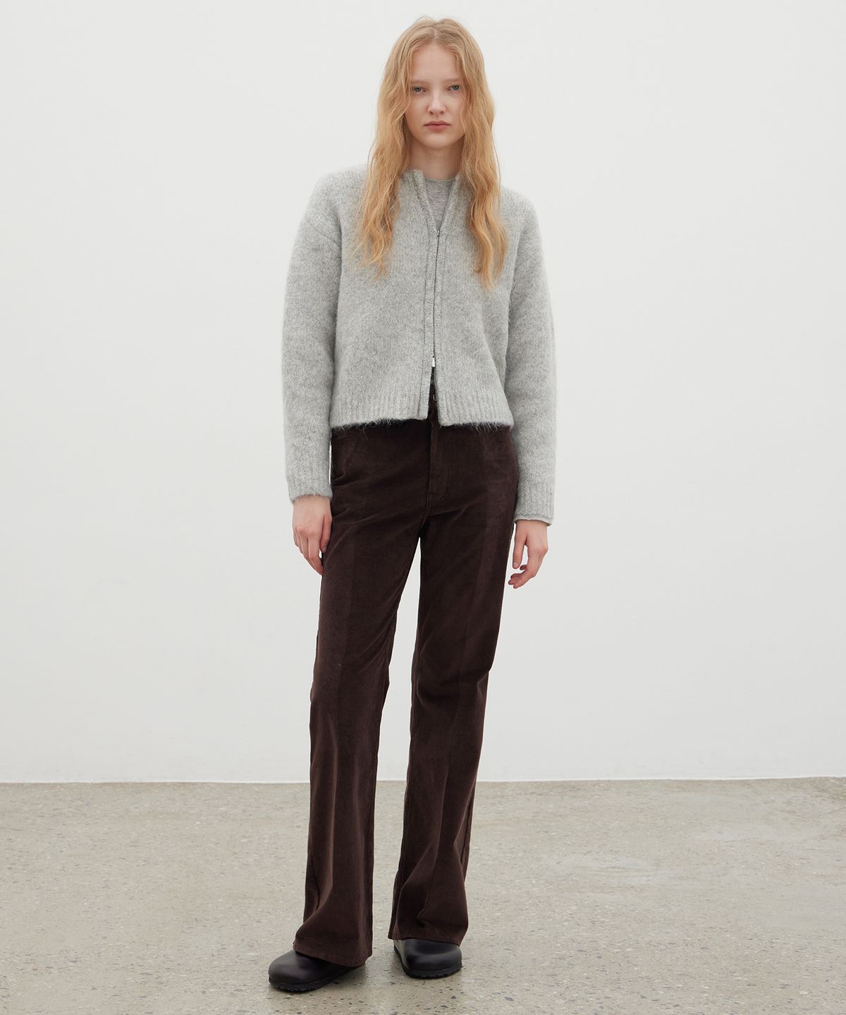 르바(LEVAR) Mellow Corduroy Bootcut Pants - Brownie Brown