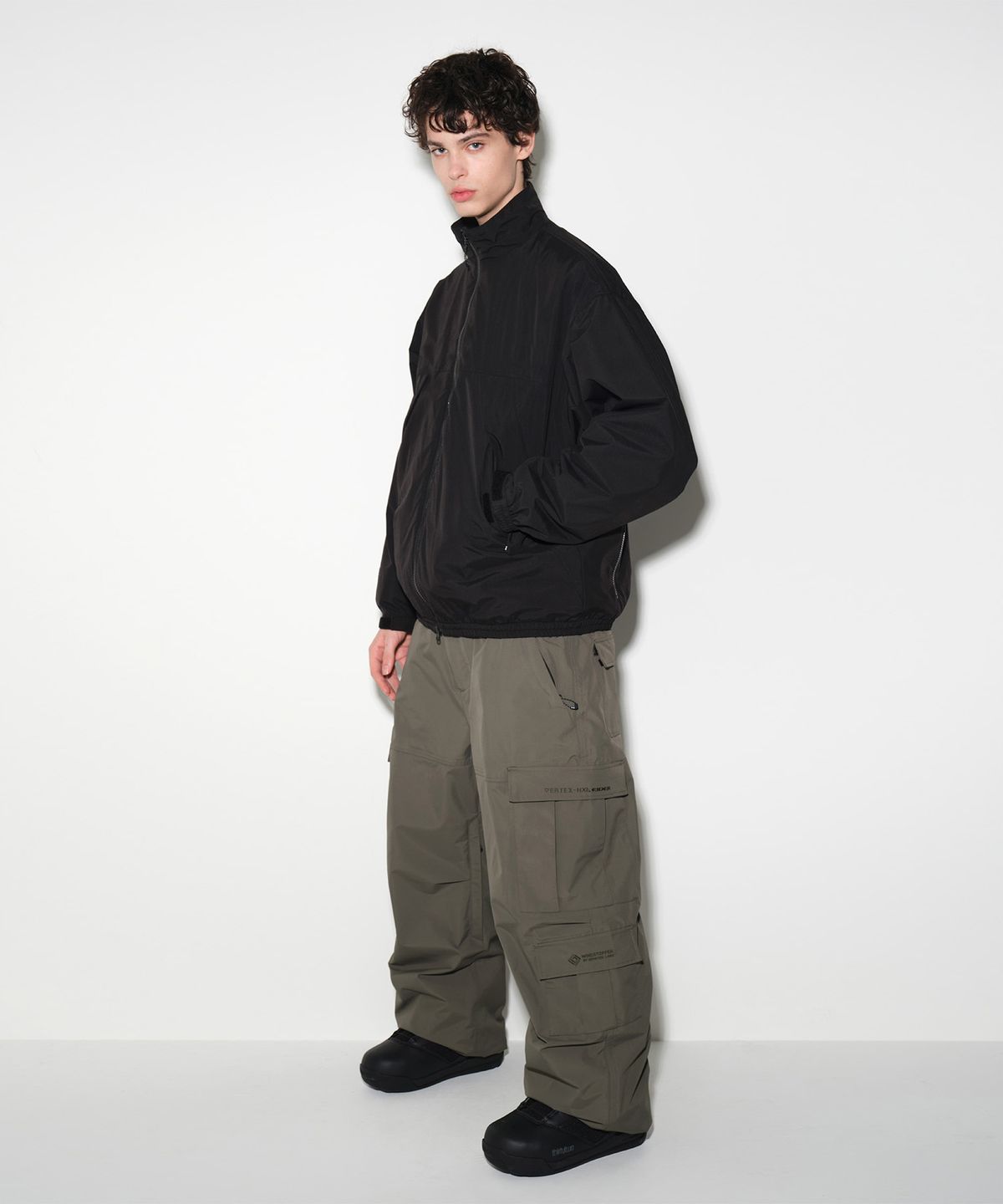 디미토(DIMITO) GTX FIELD JACKET BLACK