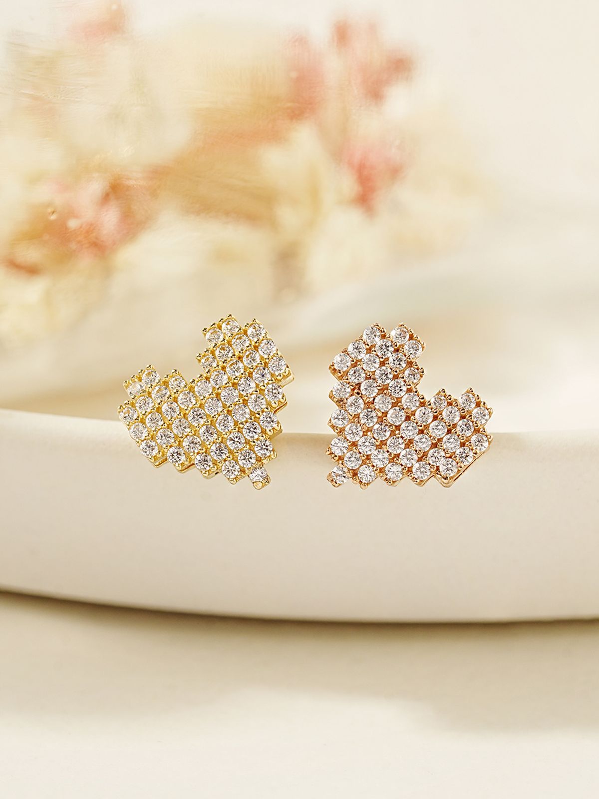 미니멀피어싱(MINIMALPIERCING) 14K 픽셀 하트 라블렛 피어싱