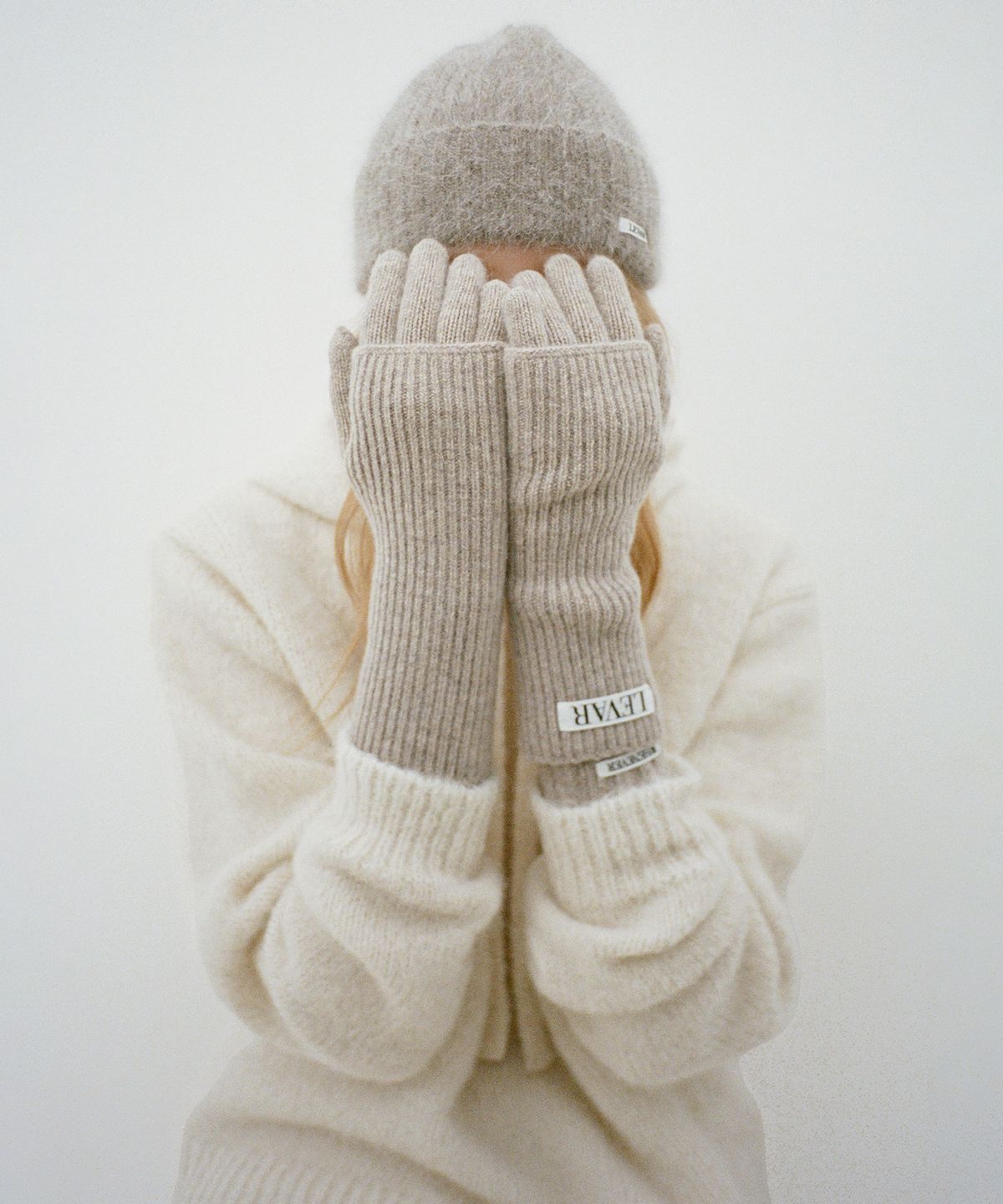 르바(LEVAR) Soft Angora Beanie - Natural Beige