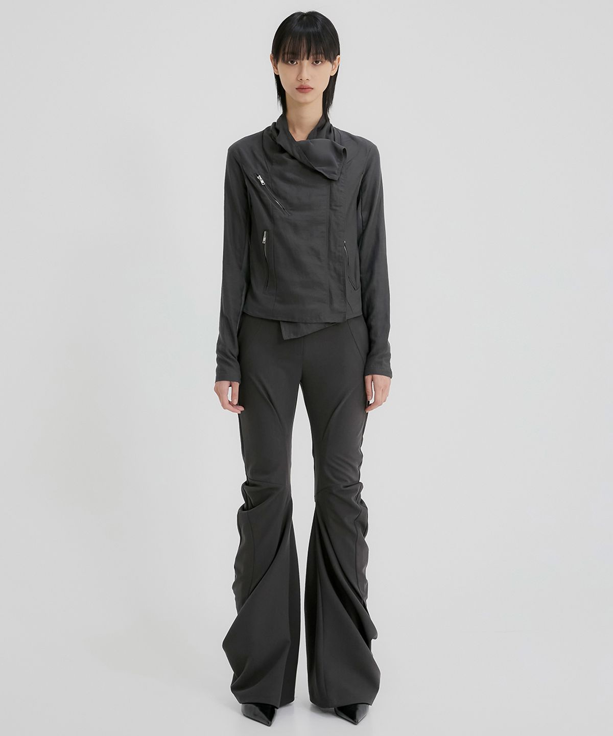 플레어업(FLAREUP) Asymmetrical Drape Pants (FL-245_Charcoal)