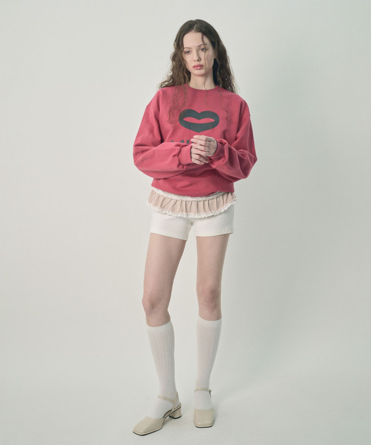 미헤브(MIHEV) 빅 클래식 로고 스웻셔츠 마젠타