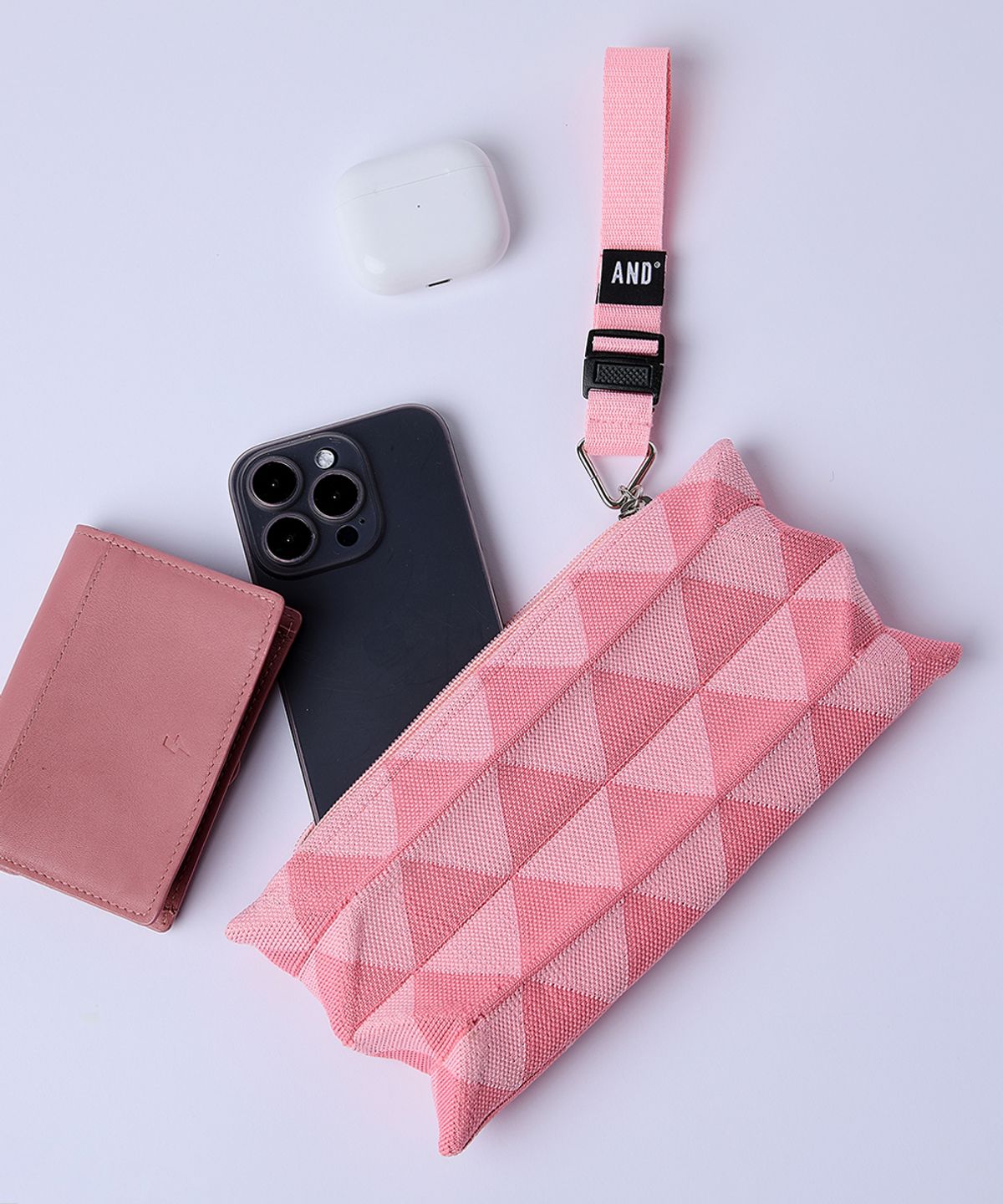 앤드 골프(AND GOLF) Handy Pleats Pouch Mini Pink