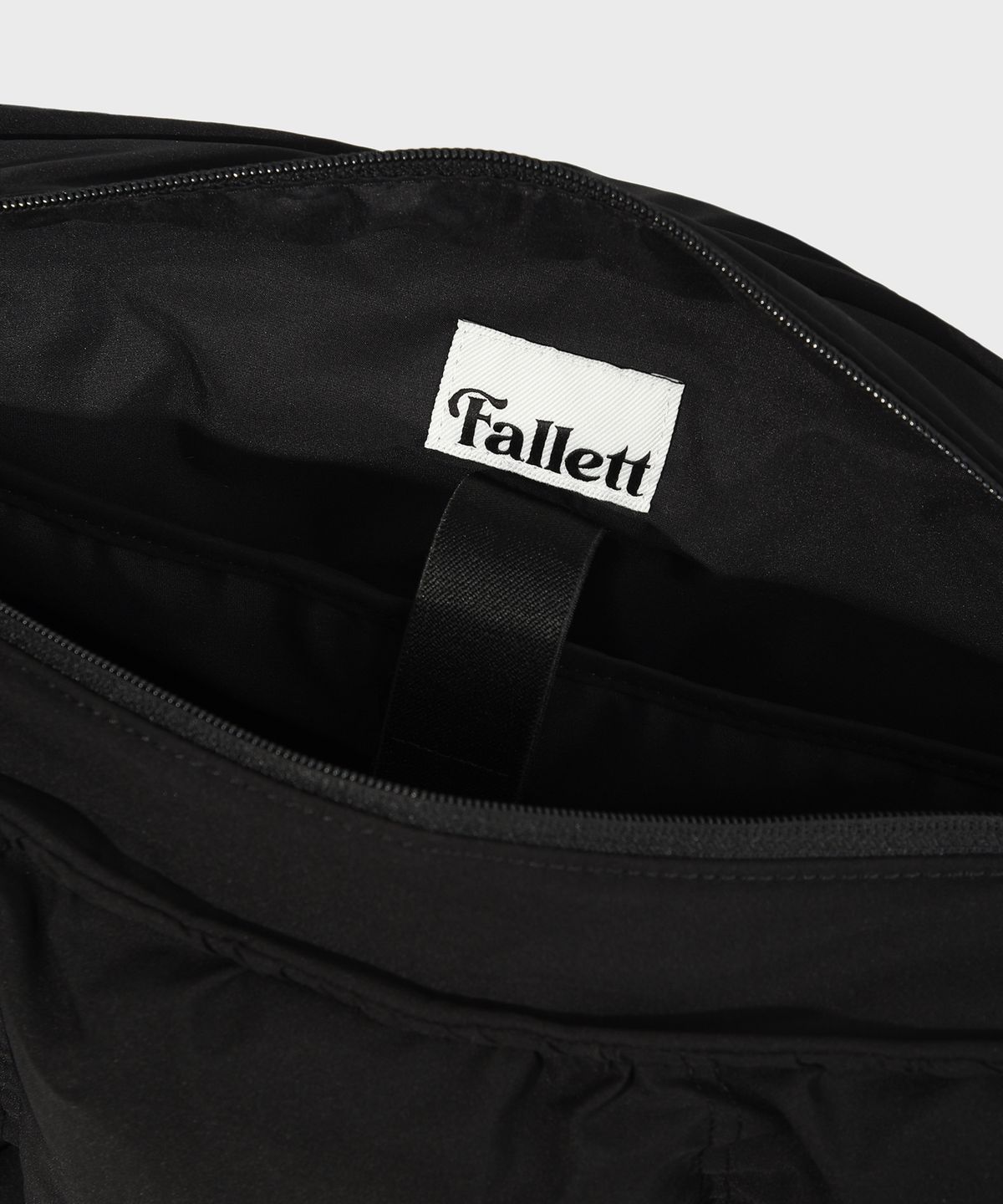 팔렛(FALLETT) 플라워 키링 패딩백 블랙