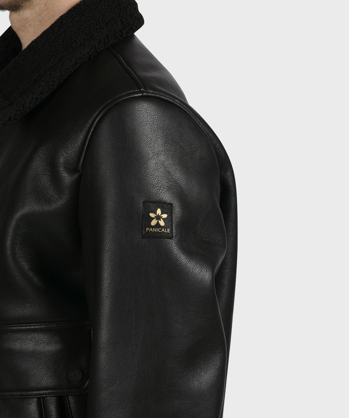 빠니깔레(PANICALE) 블랙 피유 레더 무스탕 자켓