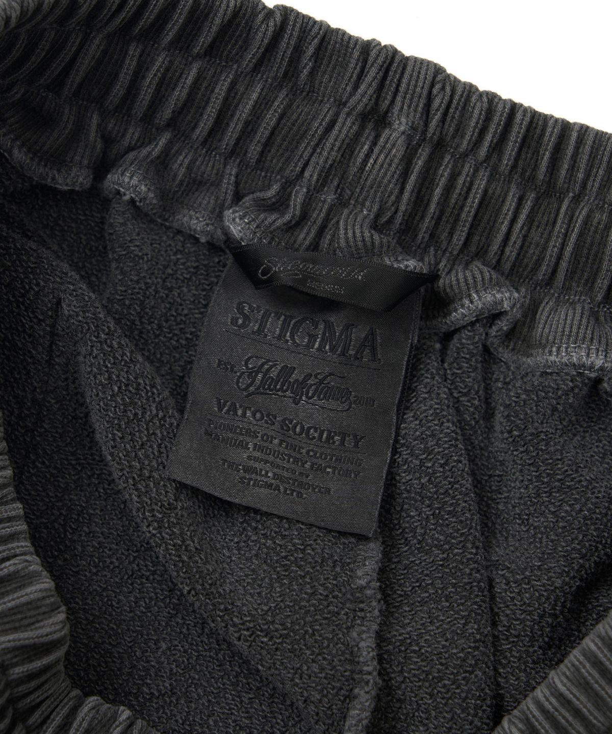 스티그마(STIGMA) Applique STGM Pigment Washed Wide Jogger Pants Charcoal