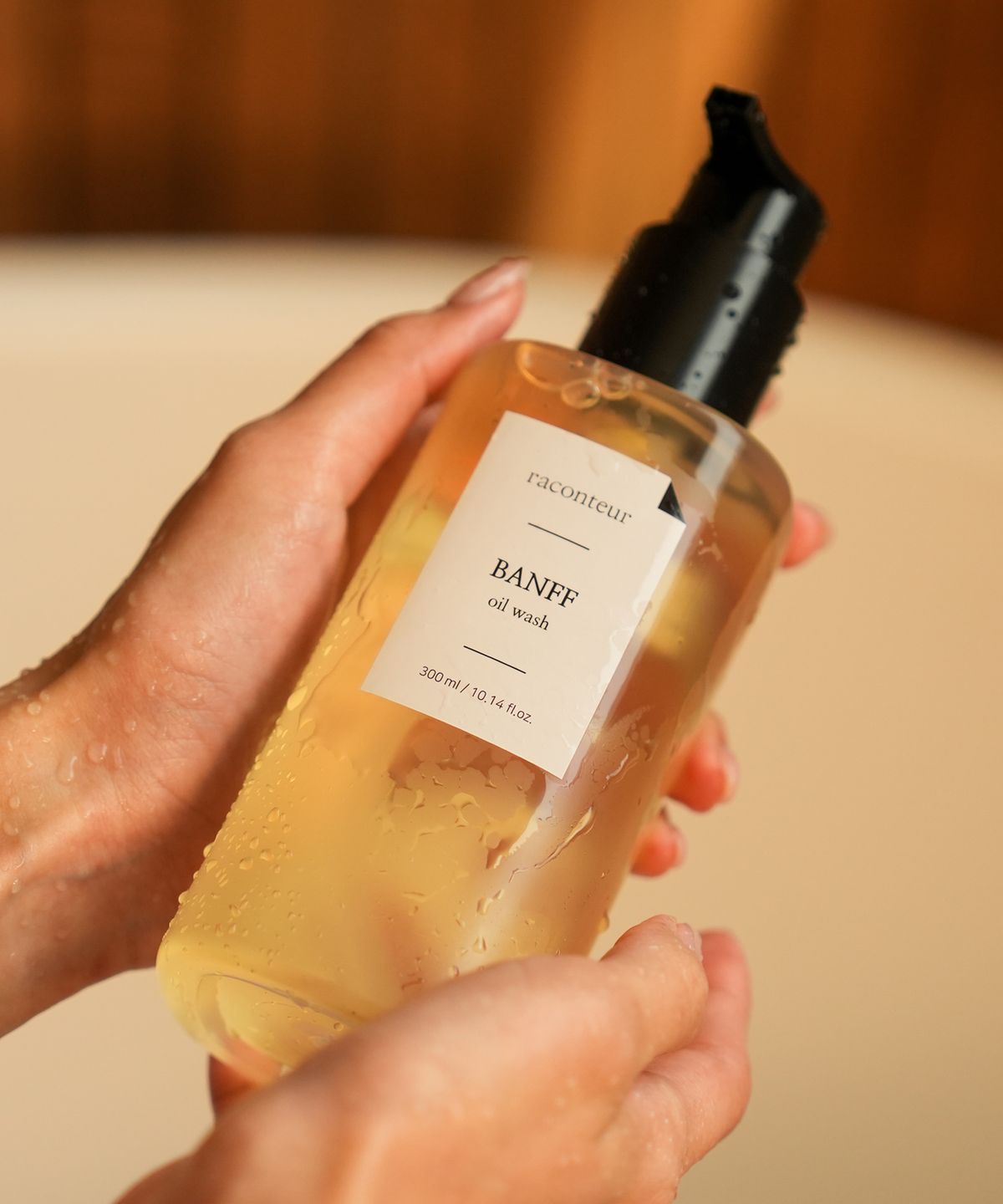 라꽁떼르(RACONTEUR) 밴프 오일워시 300ml