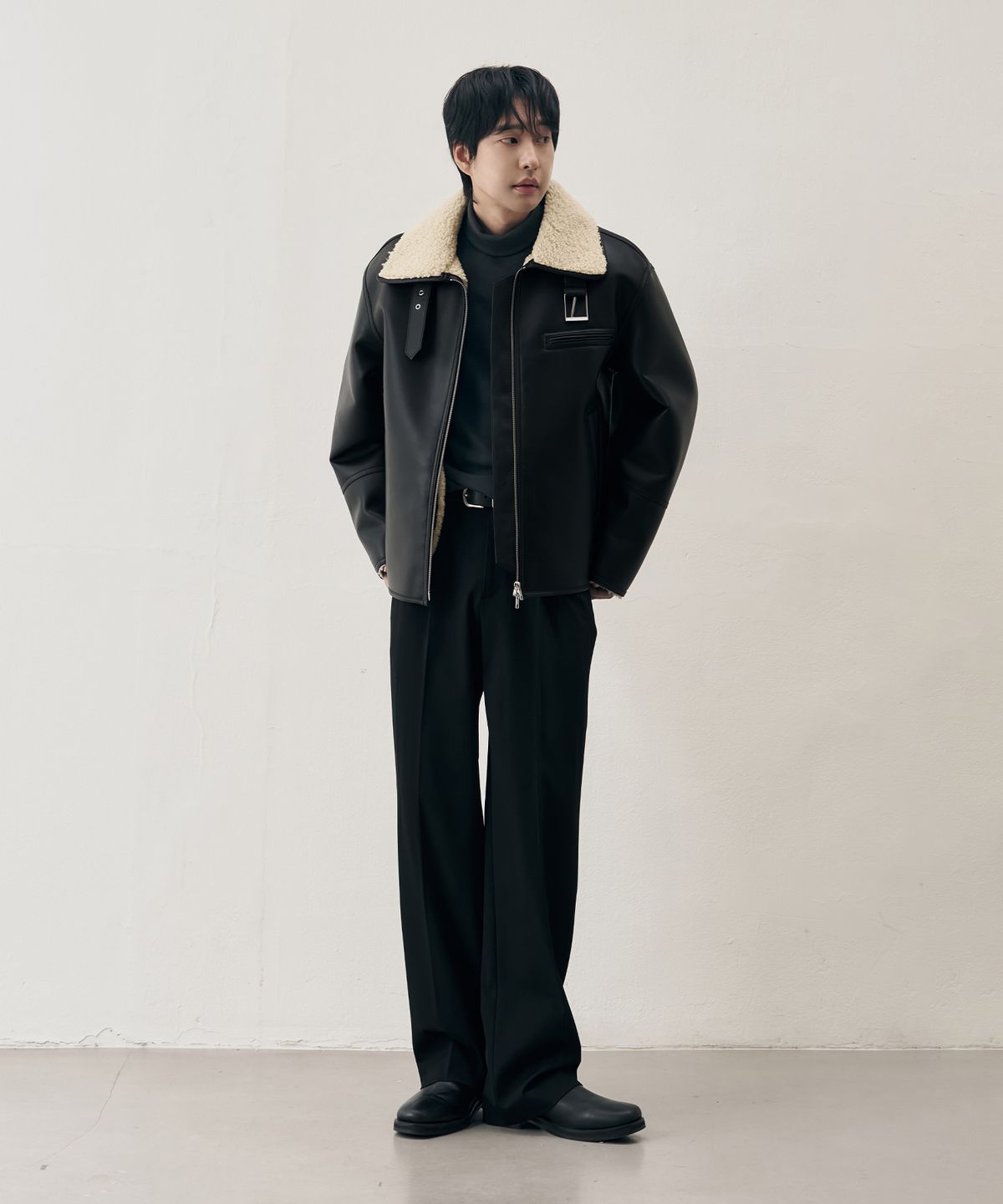 드로우핏(DRAW FIT) [오정규X드로우핏] 시어링 미니멀 무스탕 자켓 [BEIGE]