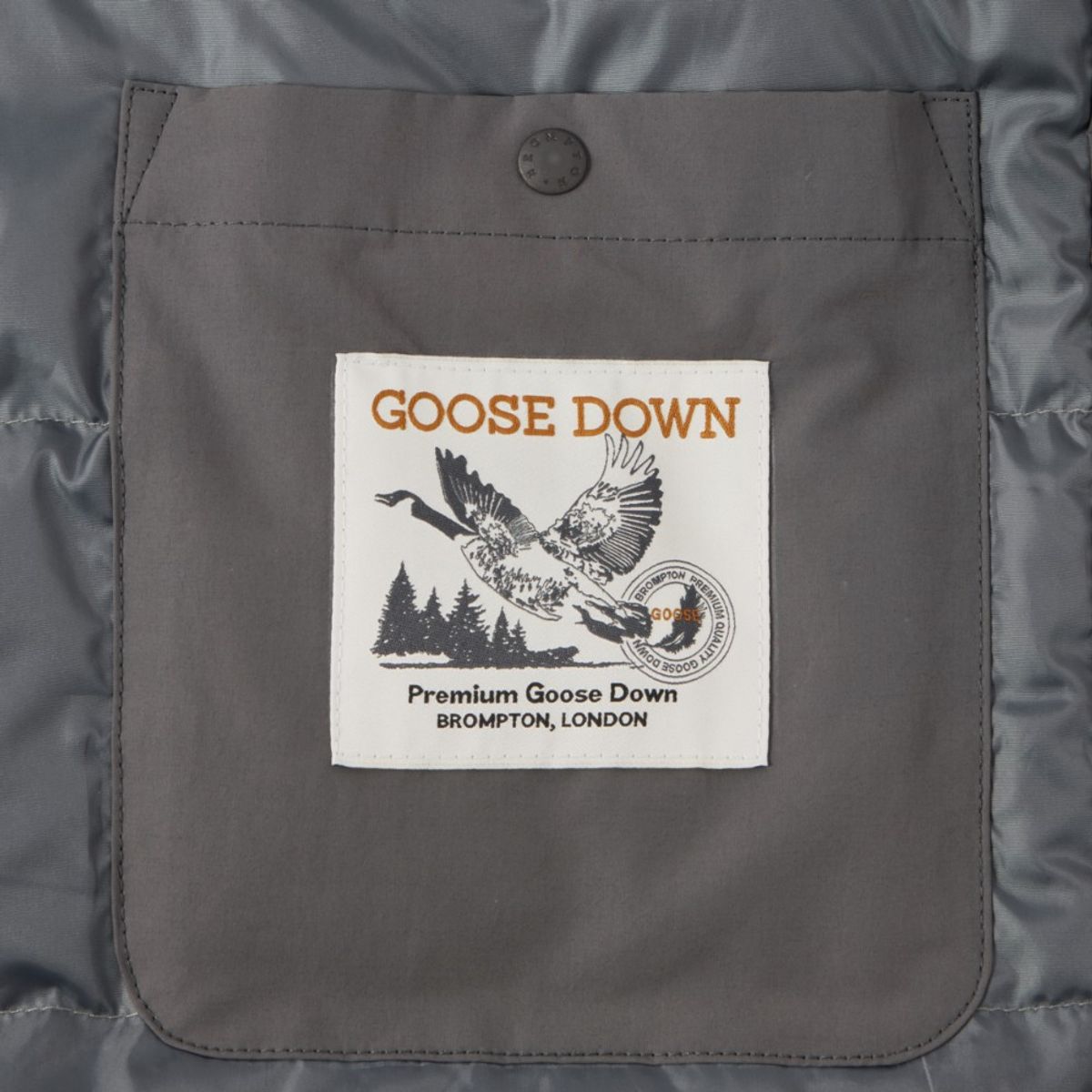 브롬톤 런던(BROMPTON LONDON) BRITISH CAMPER POCKET DOWNVEST - GREY (P244UDV410)