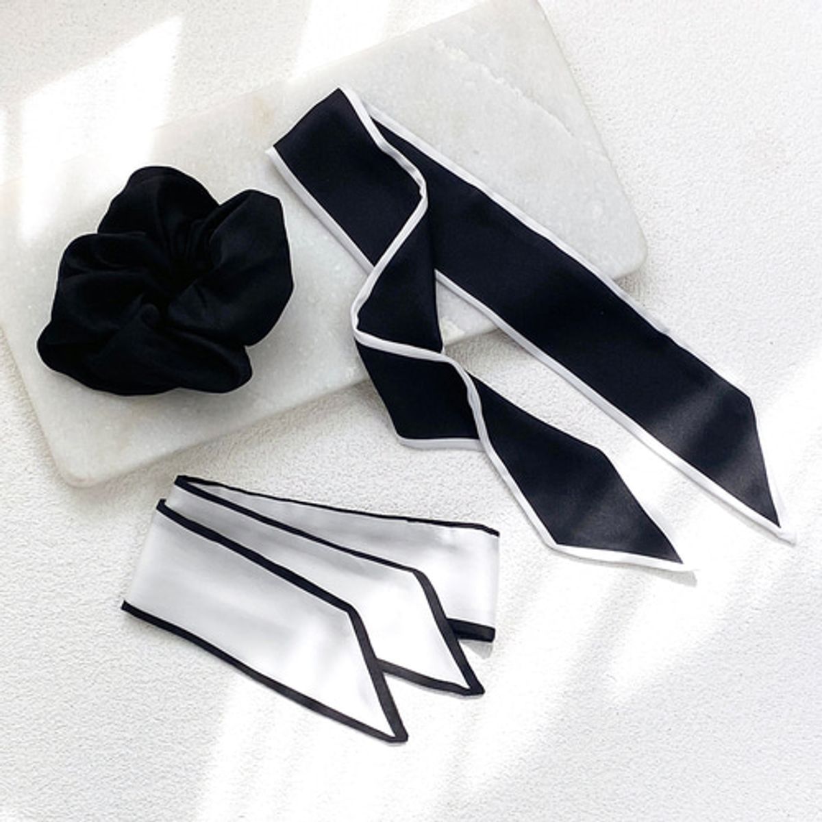 베스티(BESTY) 아그네스 투웨이 스카프 헤어스크런치 (Agnes 2way Scarf Hair Scrunch)