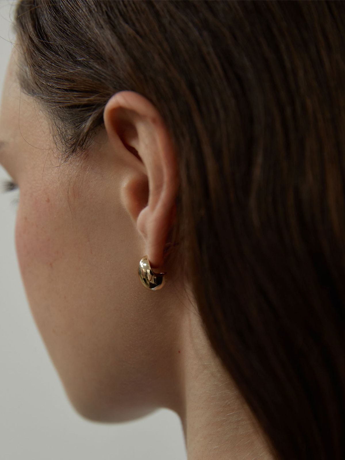 러브미몬스터(LOVE ME MONSTER) Minimal Egg Earrings (L243MER050)