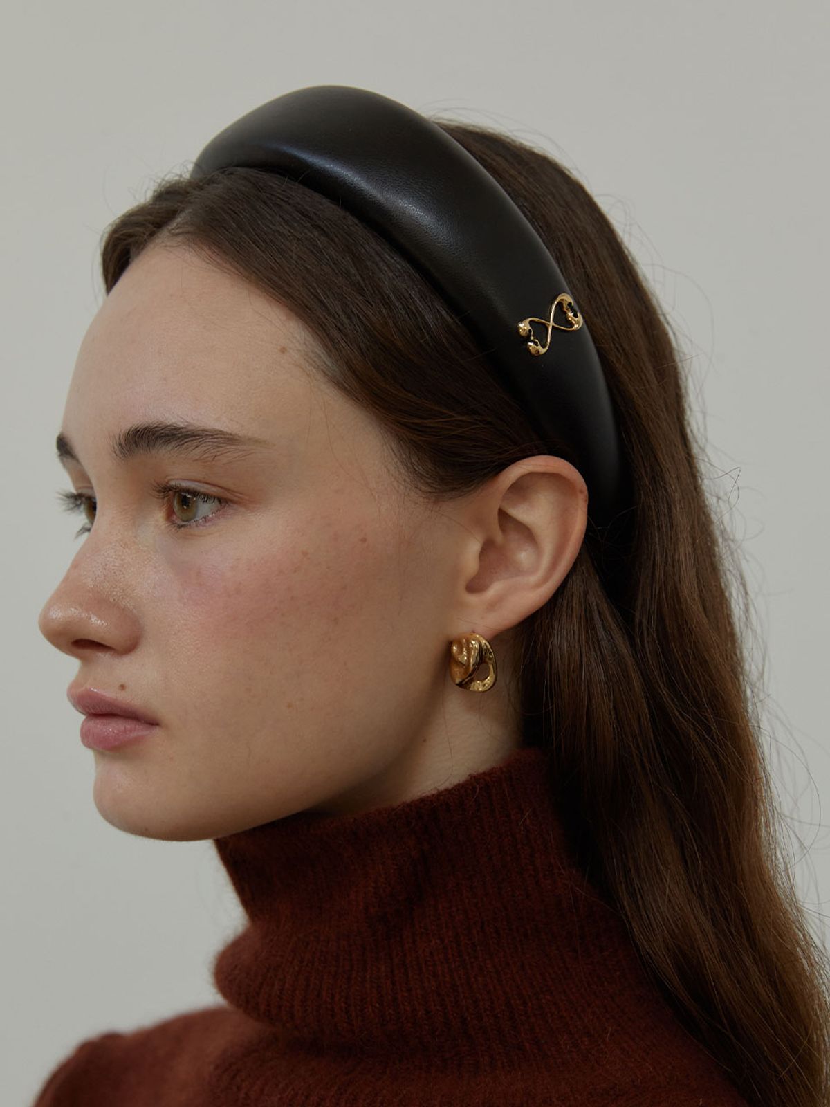 러브미몬스터(LOVE ME MONSTER) Mont Padding Leather Headband L (L243MHA010)
