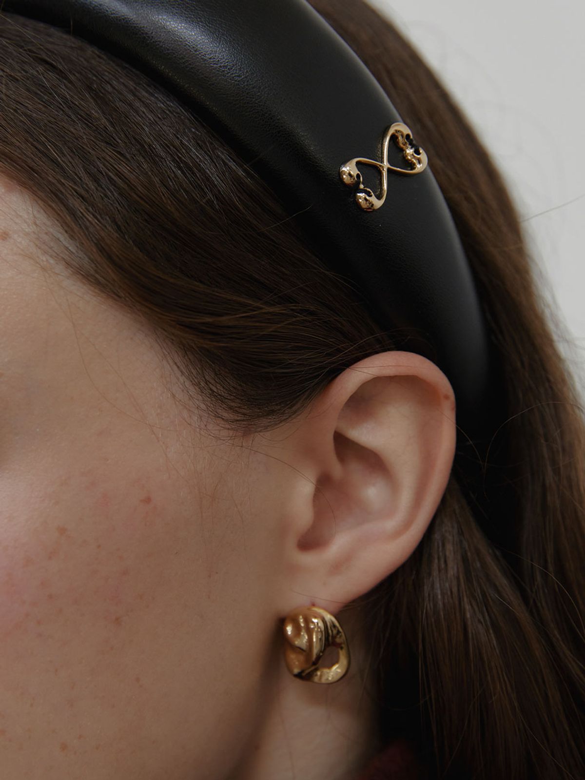 러브미몬스터(LOVE ME MONSTER) Mont Padding Leather Headband L (L243MHA010)