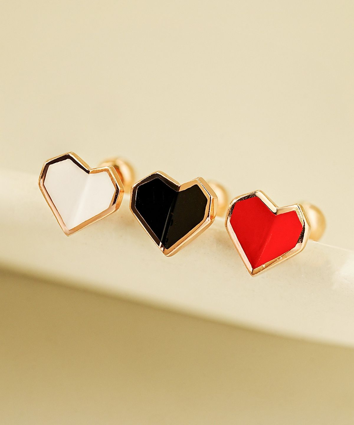 미니멀피어싱(MINIMALPIERCING) 14K 에나멜 폴드 하트 피어싱 귀걸이