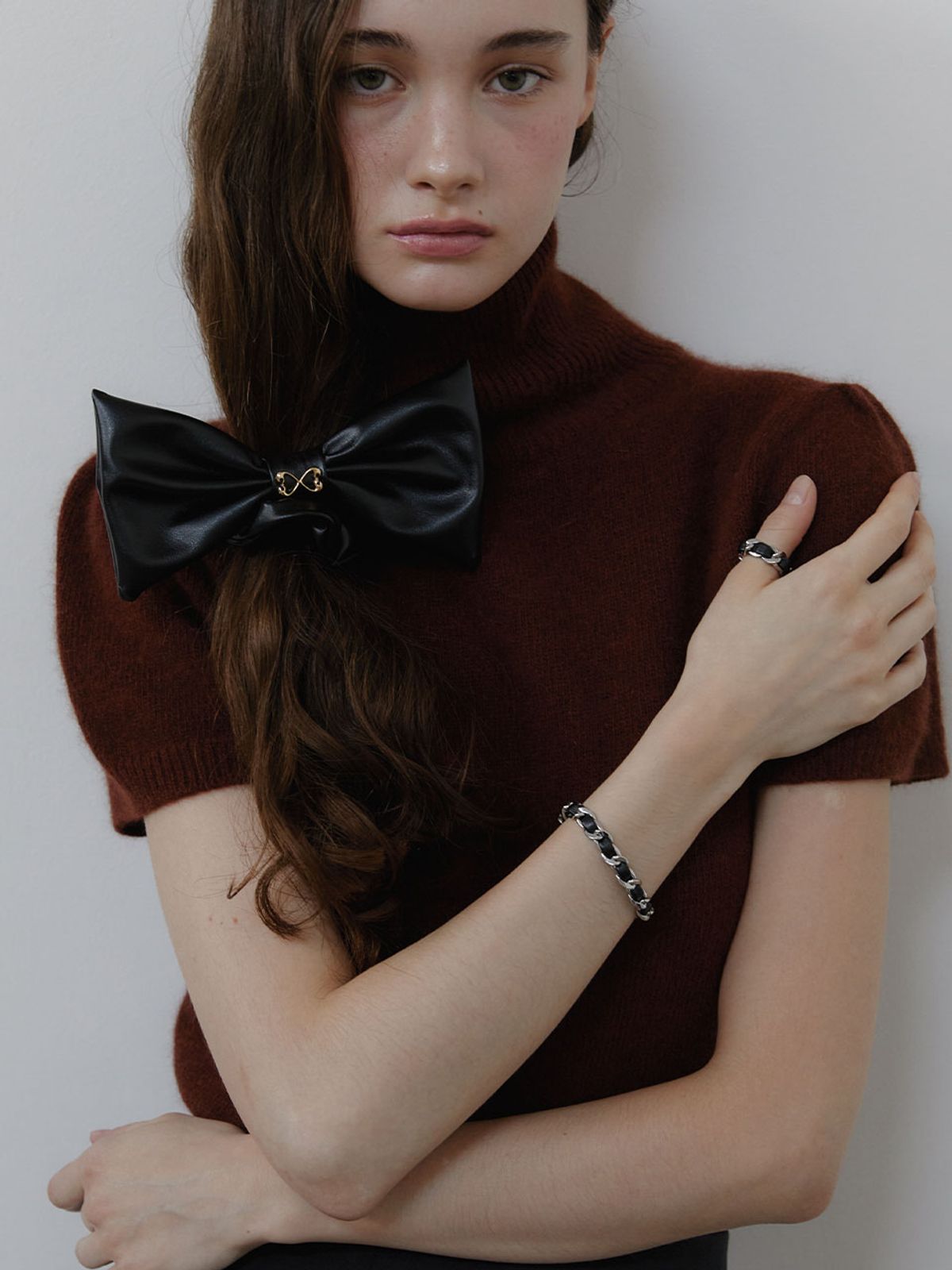 러브미몬스터(LOVE ME MONSTER) Mont Ribbon Leather Scrunchy (L243MHA020)