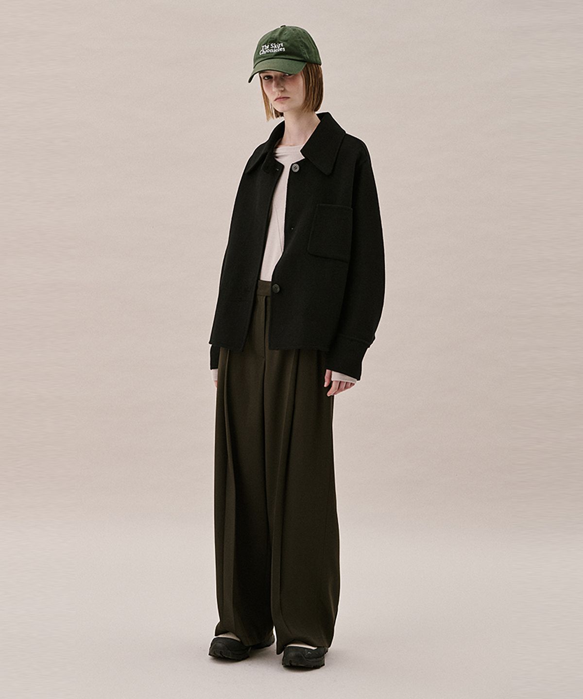 아위(AHWE) WOOL BLEND HANDMADE COAT_BLACK
