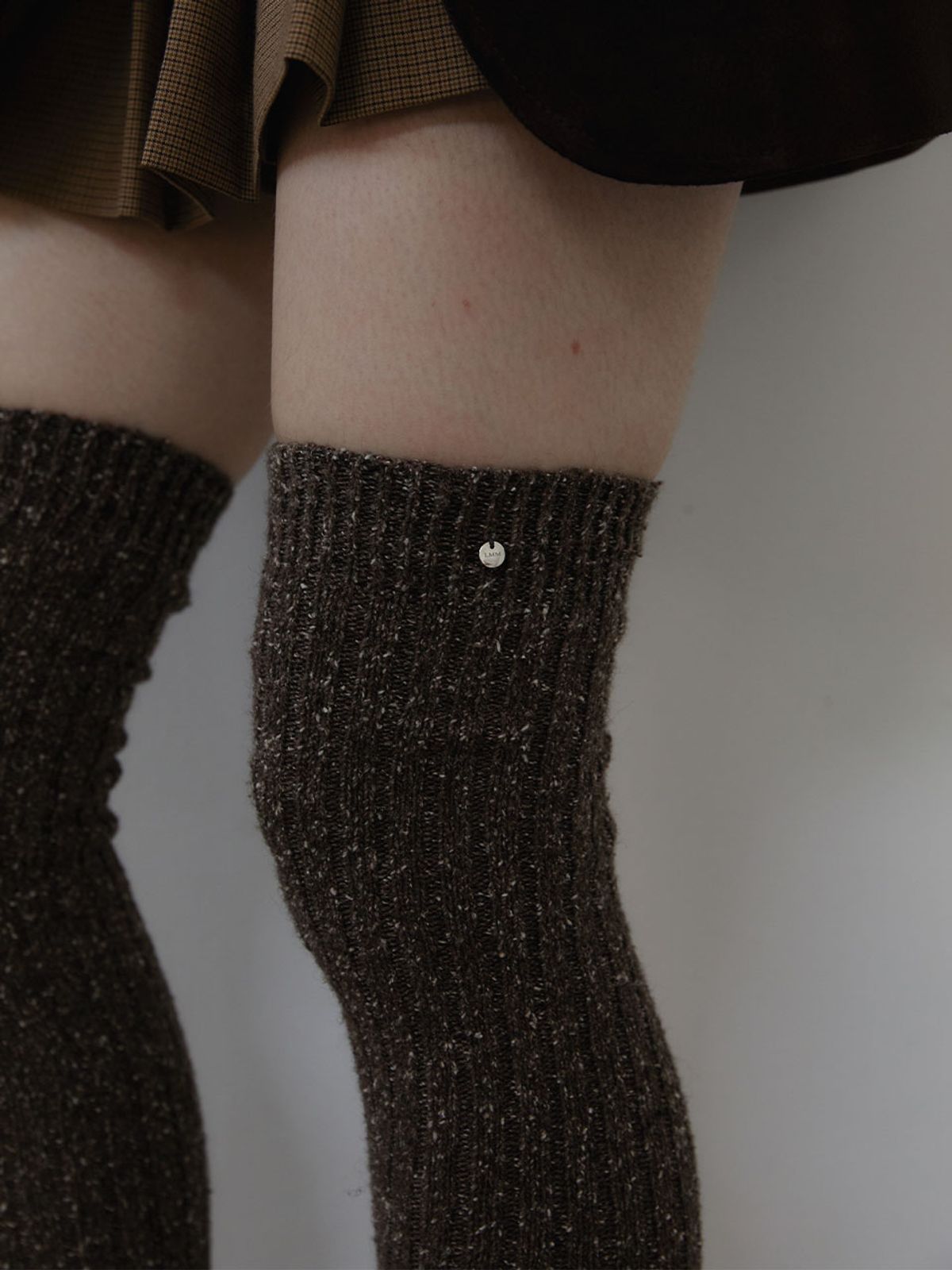 러브미몬스터(LOVE ME MONSTER) Ribbed Wool Over Knee Socks_3COL (L244MSC010)