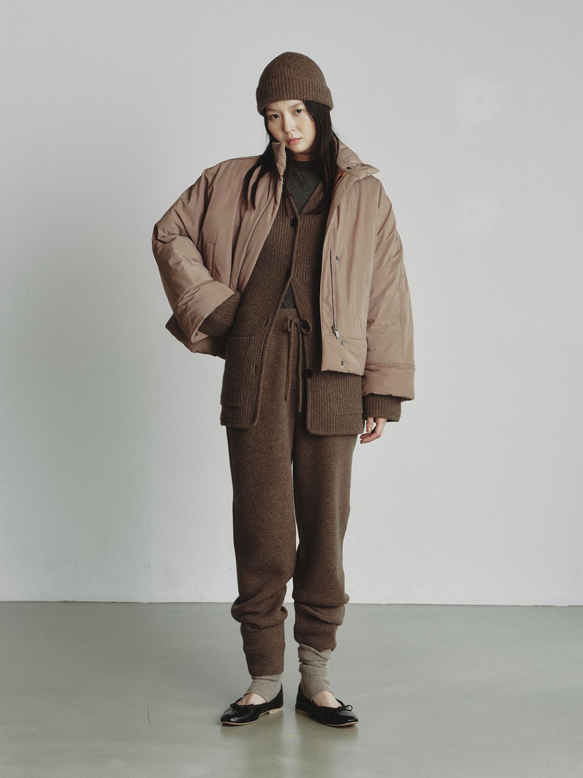 리플레인(REPLAIN) 하이넥 패딩 점퍼_베이지