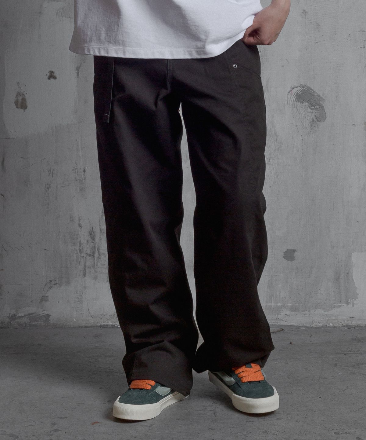 슈브토(SHVTO) Skate double pocket pants