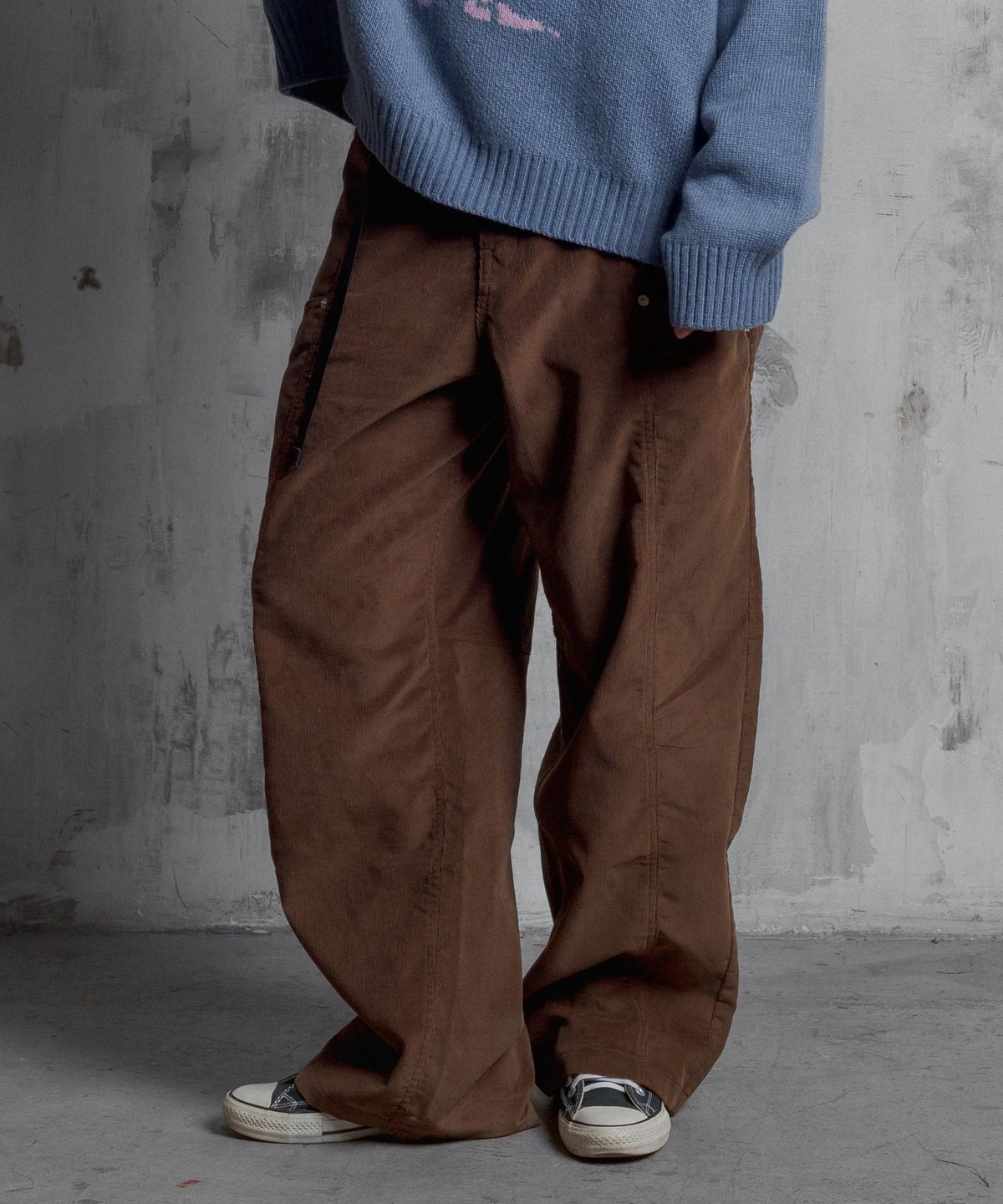 슈브토(SHVTO) Corduroy skate pants
