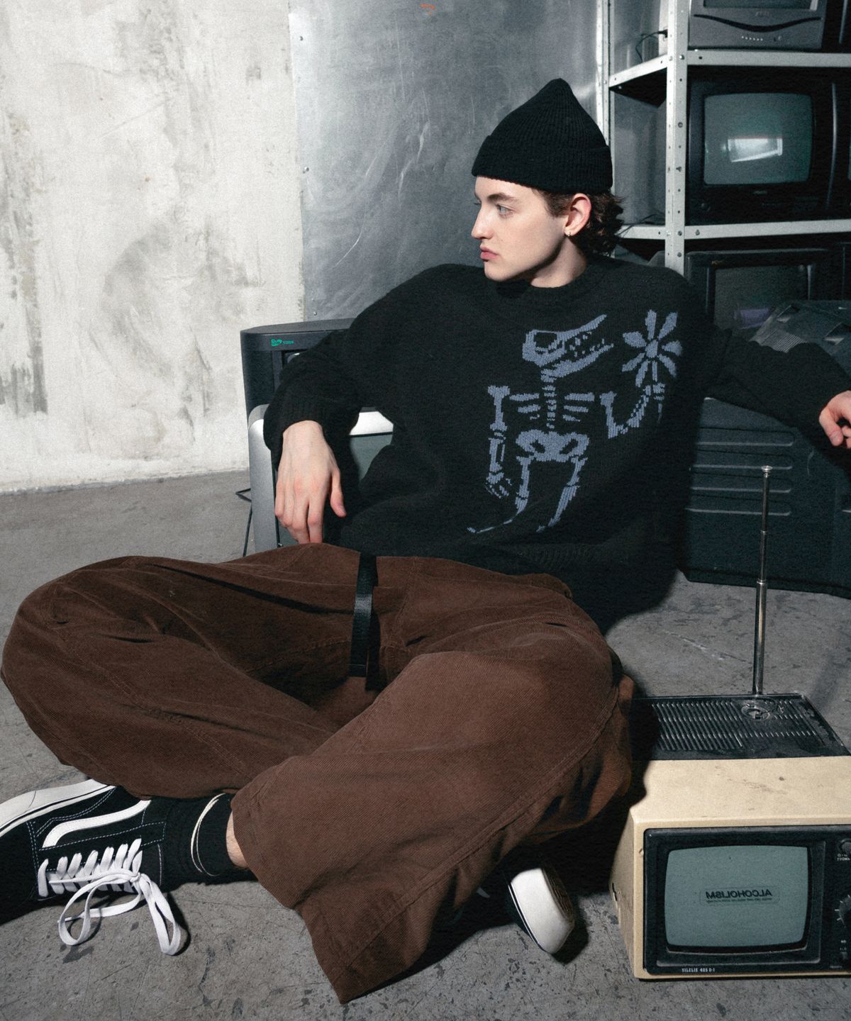 슈브토(SHVTO) Monster knitwear black