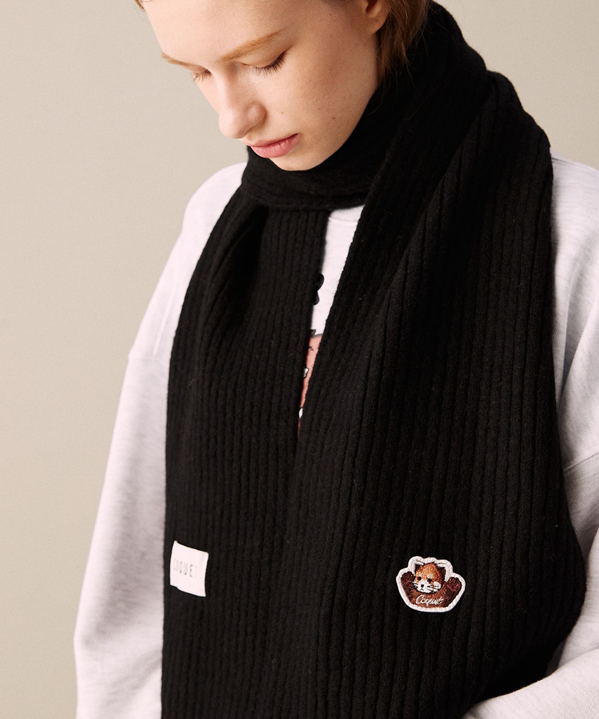 코케트(COQUET) FACE LESSER PANDA PATCH KNIT MUFFLER BLACK - 사이즈 & 후기 | 무신사