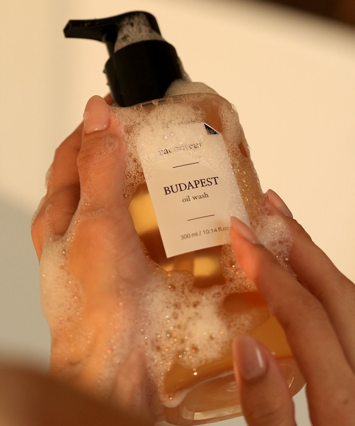 라꽁떼르(RACONTEUR) 부다페스트 오일워시 300ml