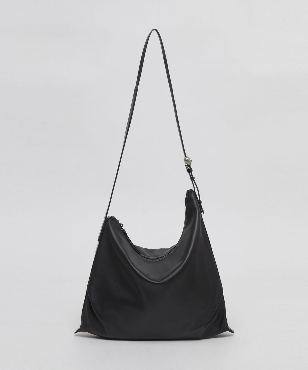 아카이브앱크(ARCHIVEPKE) Luv luna bag(Deep sleep)_OVBAX26021BLK