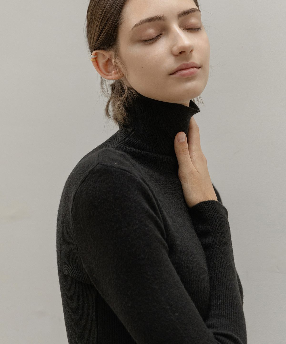 논앤논(NON AND NON) HIGH TURTLENECK KNIT_NFKN4135 (BLACK)