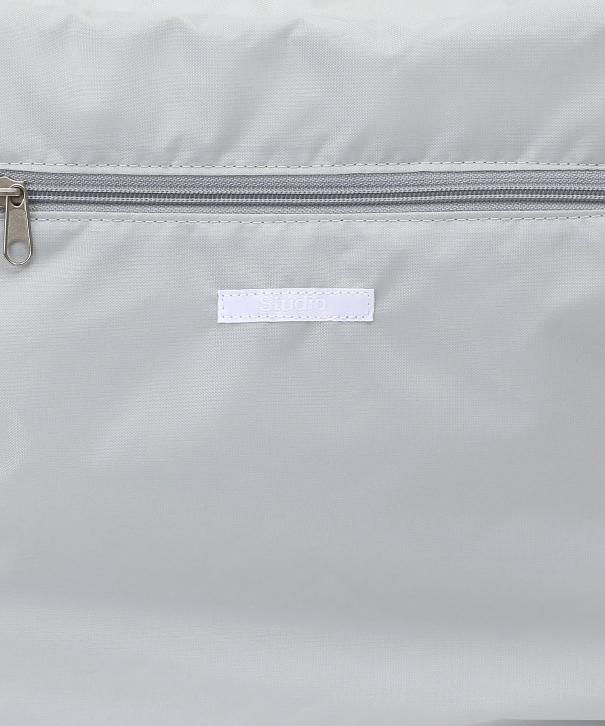 언더컨트롤 스튜디오(UNDERCONTROL STUDIO) 끈 조절 패딩 숄더백 CLOUD CROSS BODY BAG / BIG / CONVERT STRAP / SK