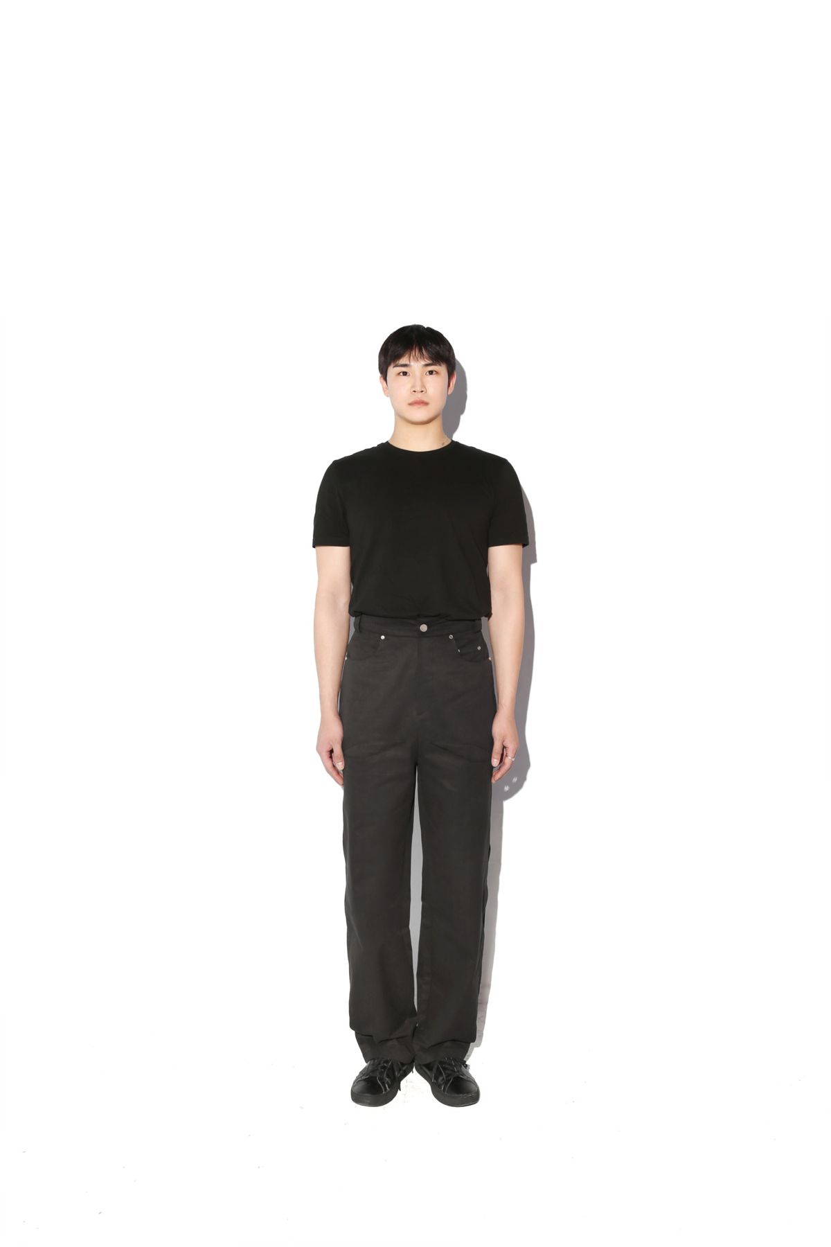 로익(LOIC) 규시 팬츠_검정