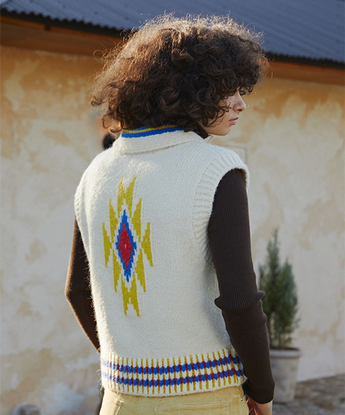 그린버터(GREENBUTTER) Navaho Alpaca Knit Vest (Cream)