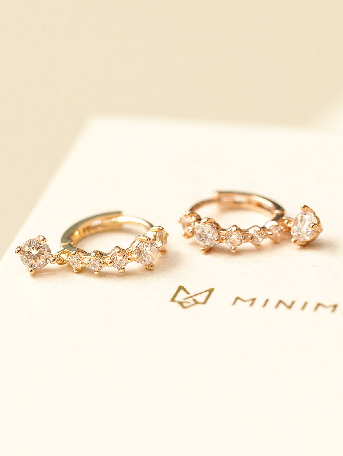 미니멀피어싱(MINIMALPIERCING) 14K 귓바퀴 큐빅 드롭 원터치 링피어싱 귀걸이