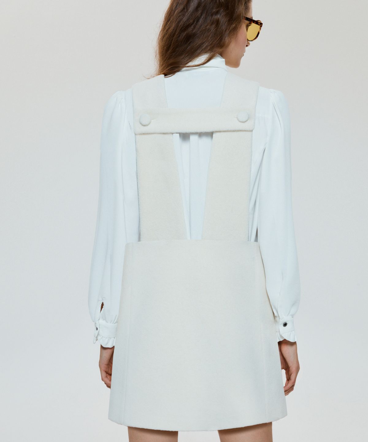 언티지(UNTAGE) 울 트라페즈 미니 원피스 드레스(White)_UWS-SS21